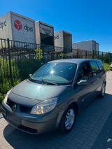 Renault Megane Scenic 1,9l dci 7 sitzer - Renault Megane aus 2005 mit Diesel-Antrieb
