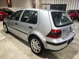 Volkswagen Golf 1.6 Automatik/Klimatronic/2Damenhand - Volkswagen Golf: Automat
