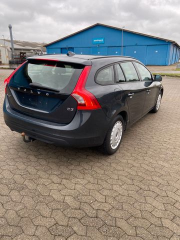 Volvo V60 Kombi Kinetic