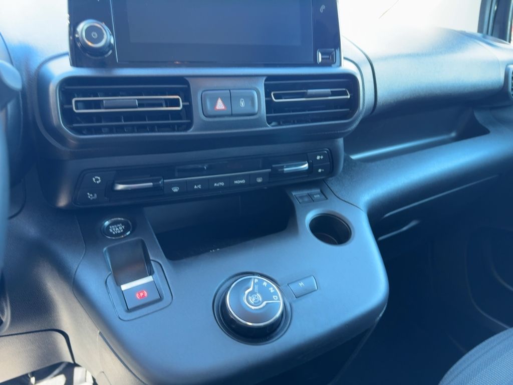 Fahrzeugabbildung Opel Combo Life Ultimate AUTOMATIK  SITZHEIZUNG  RÜCK