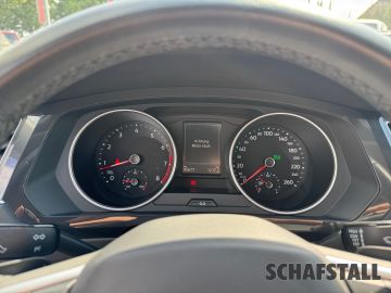 Volkswagen Tiguan - 11