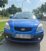Kia Rio 1,4 Benziner TÜV 4 Monate - Kia Rio aus 2006