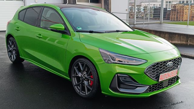 Ford Focus 2,3 EcoBoost ST X Auto