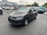 Volkswagen Sharan Comfortline Steuerkette und Service fälli - Volkswagen Sharan in Wiesbaden