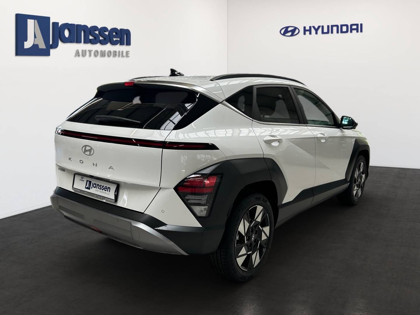 Fahrzeugabbildung Hyundai KONA 1.6 T-GDI (180 PS)| Prime | Bose | 360°- Ka