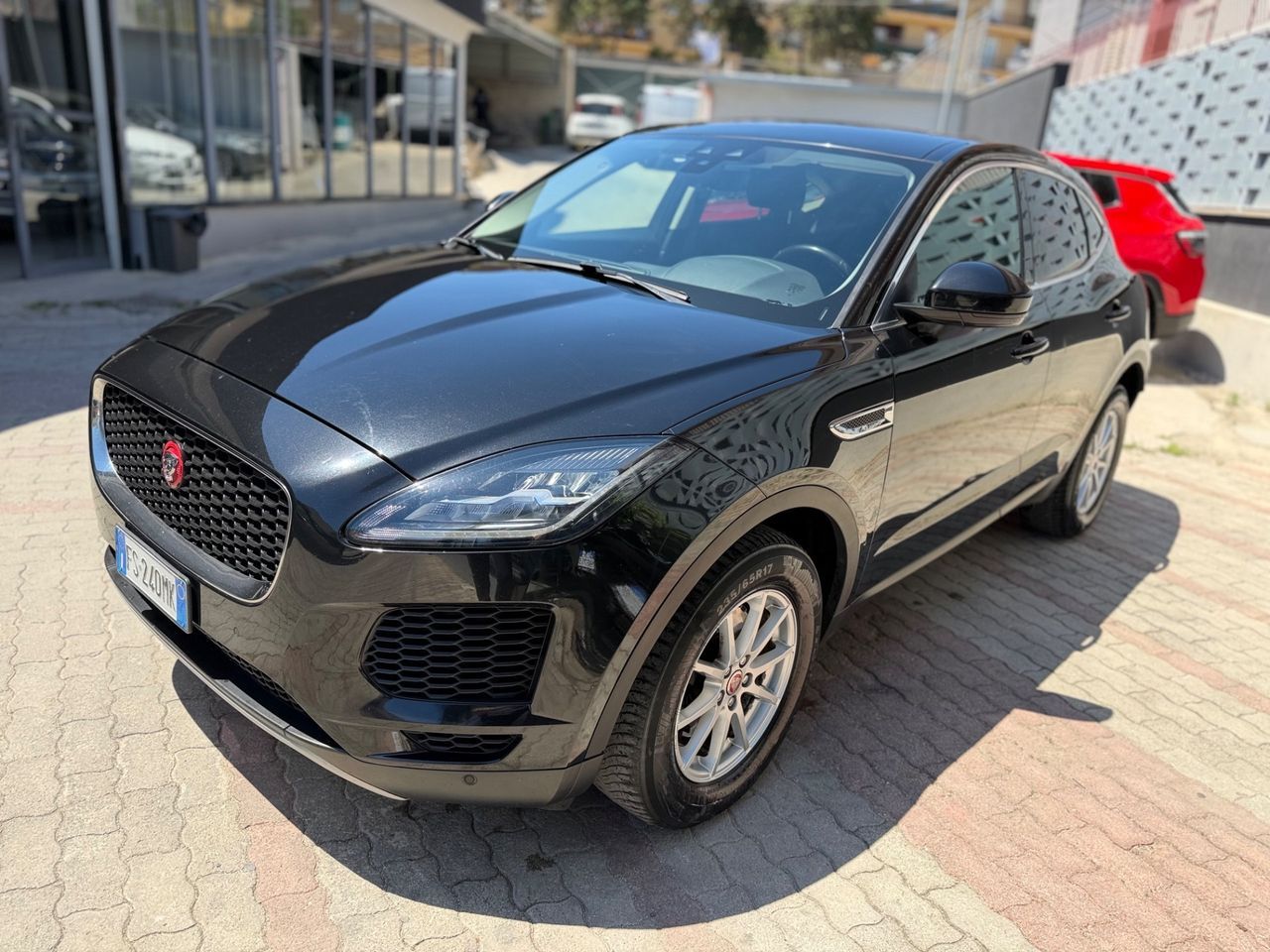 JAGUAR E-Pace