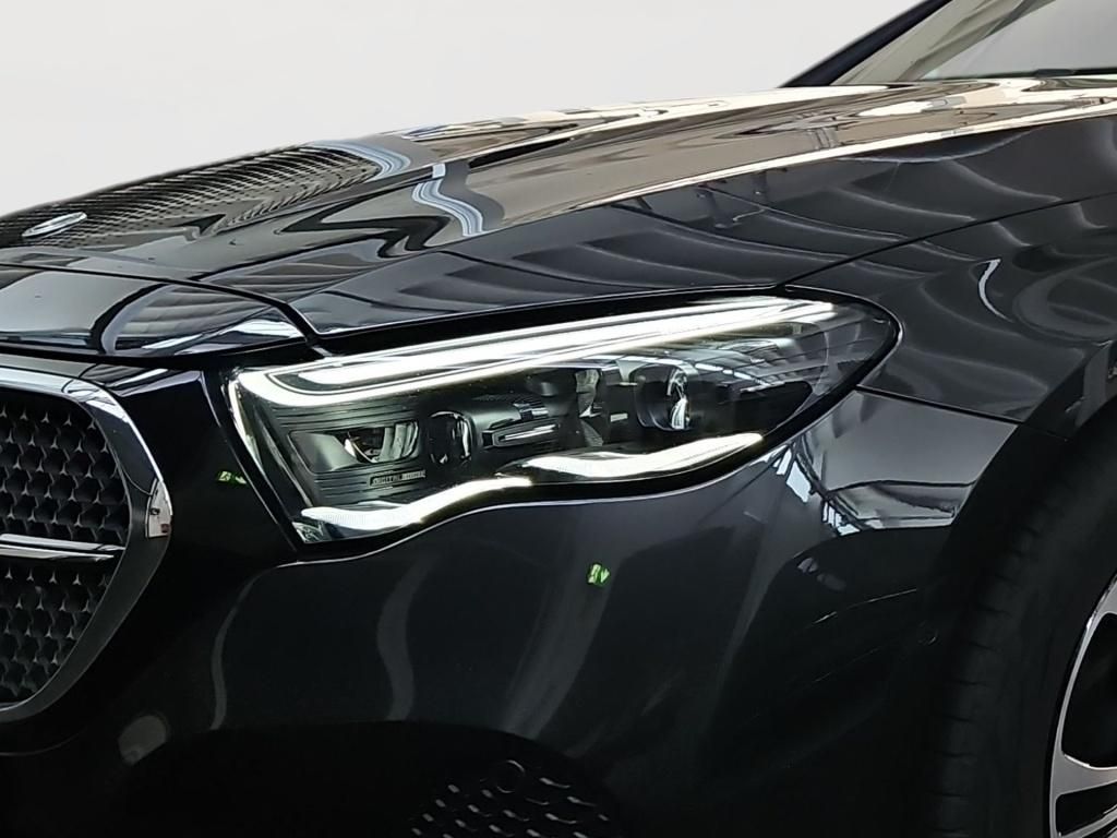Fahrzeugabbildung Mercedes-Benz E 450 dT 4M Avantg. AHK ACC Sitzklima Pano 360°