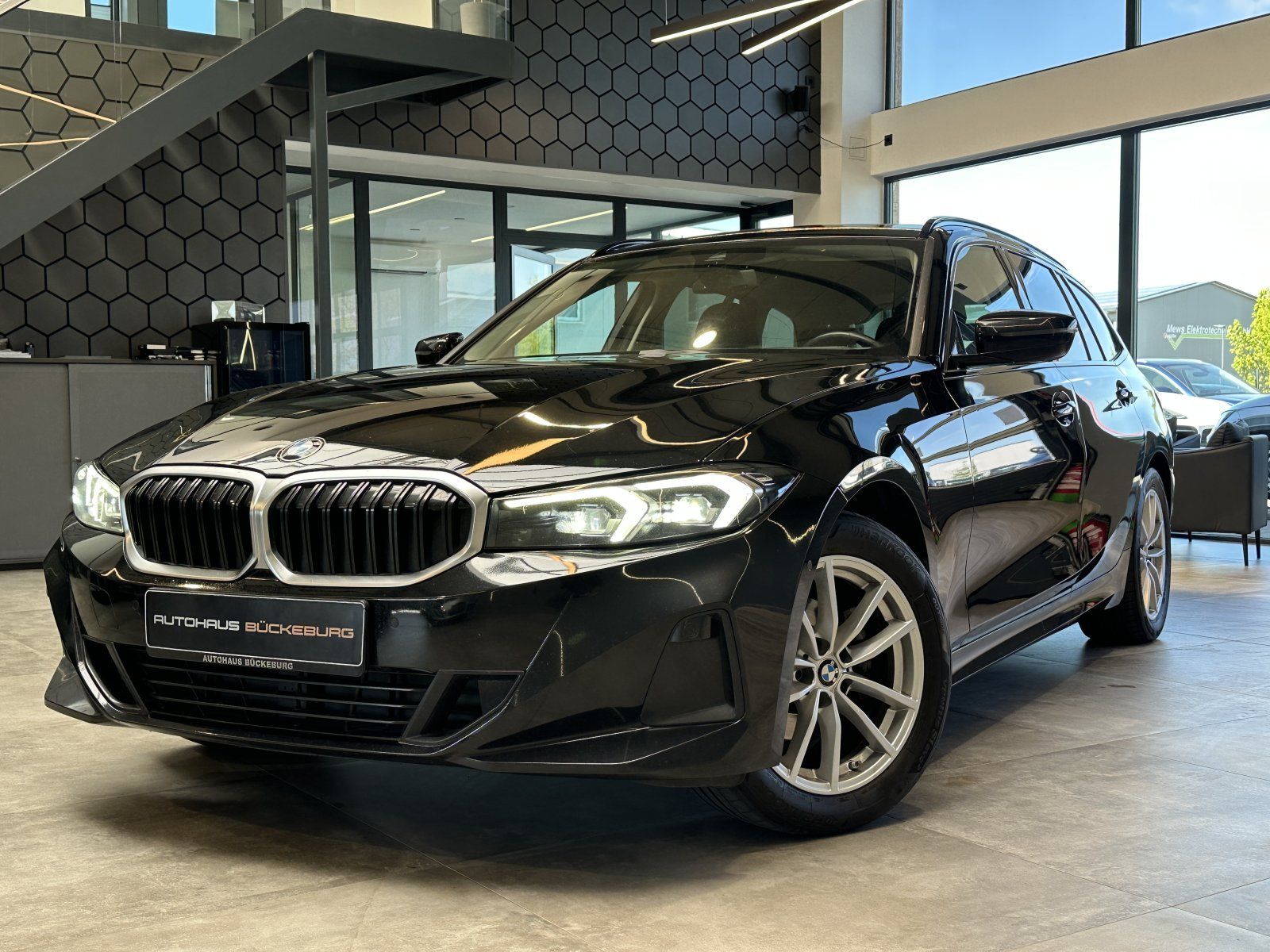 BMW 318 d Kombi Sportsitze Neues Model G21N