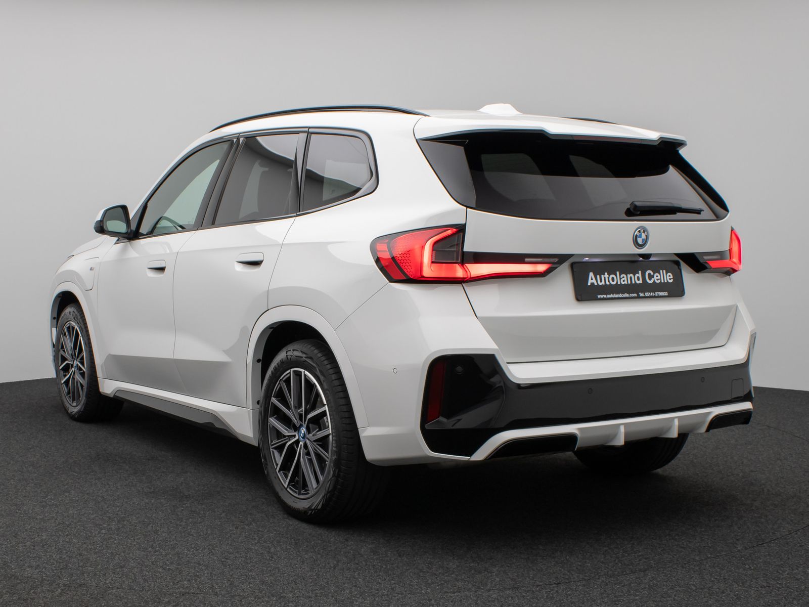 Fahrzeugabbildung BMW X1 xD30e M Sport Panorama 360°HUD DAB H/K AHK