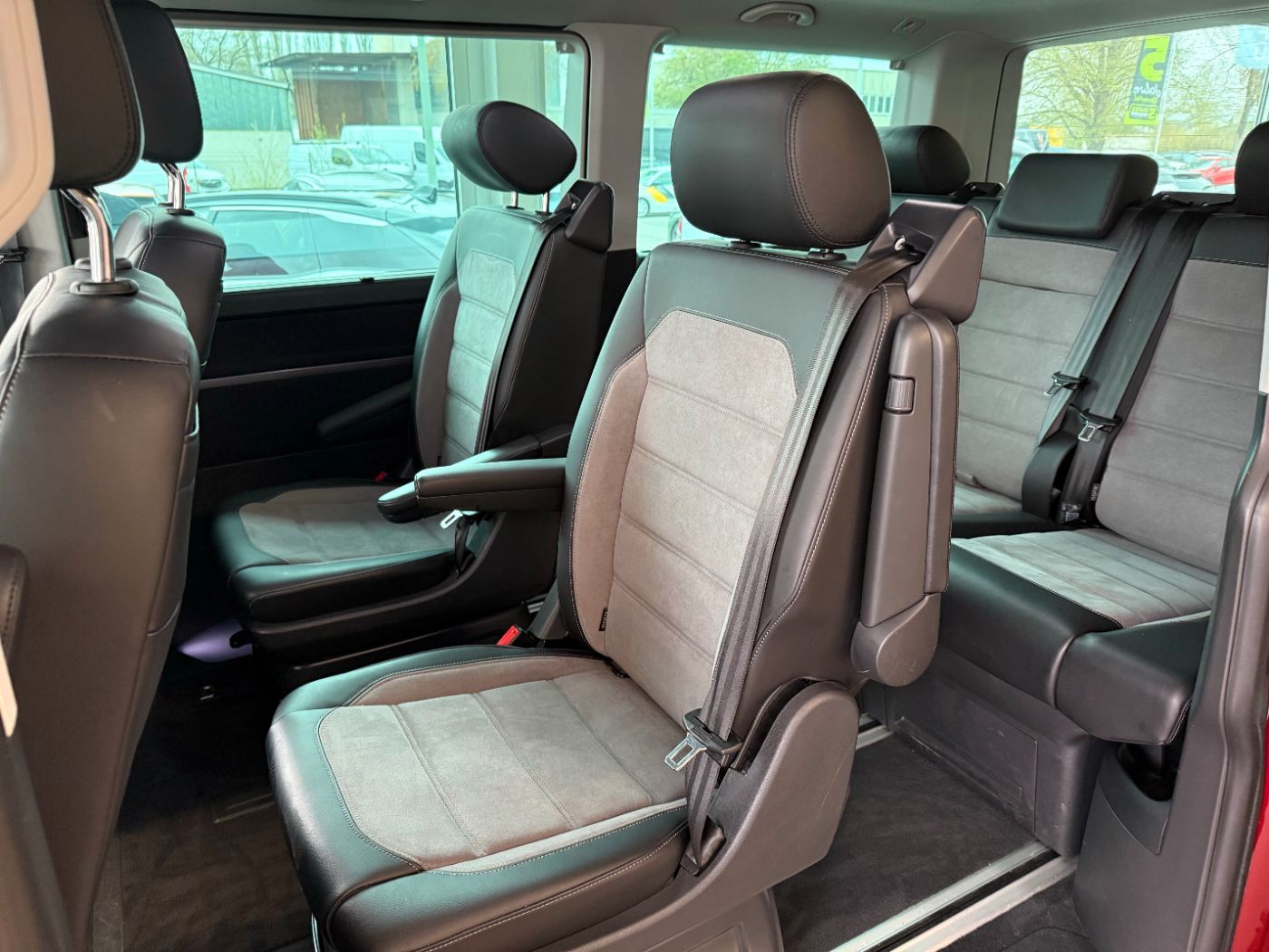Volkswagen T6.1 Multivan 2.0 TDI FWD Generation Six DAB Car foto 13