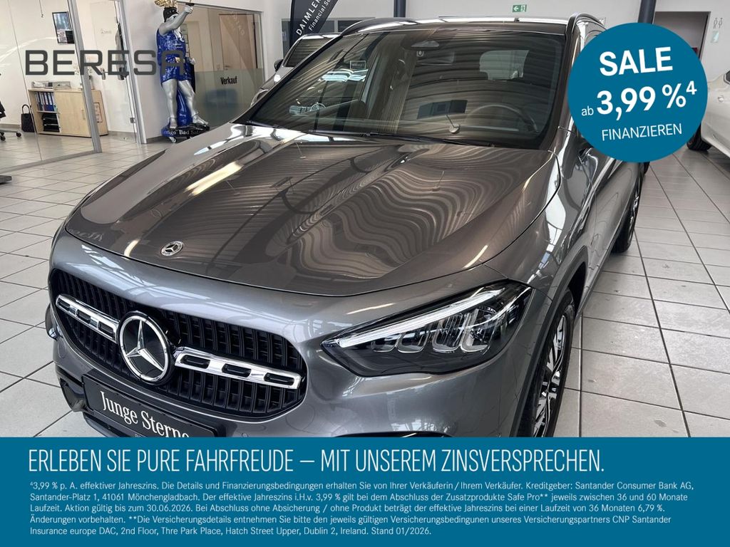 Mercedes-Benz GLA 220