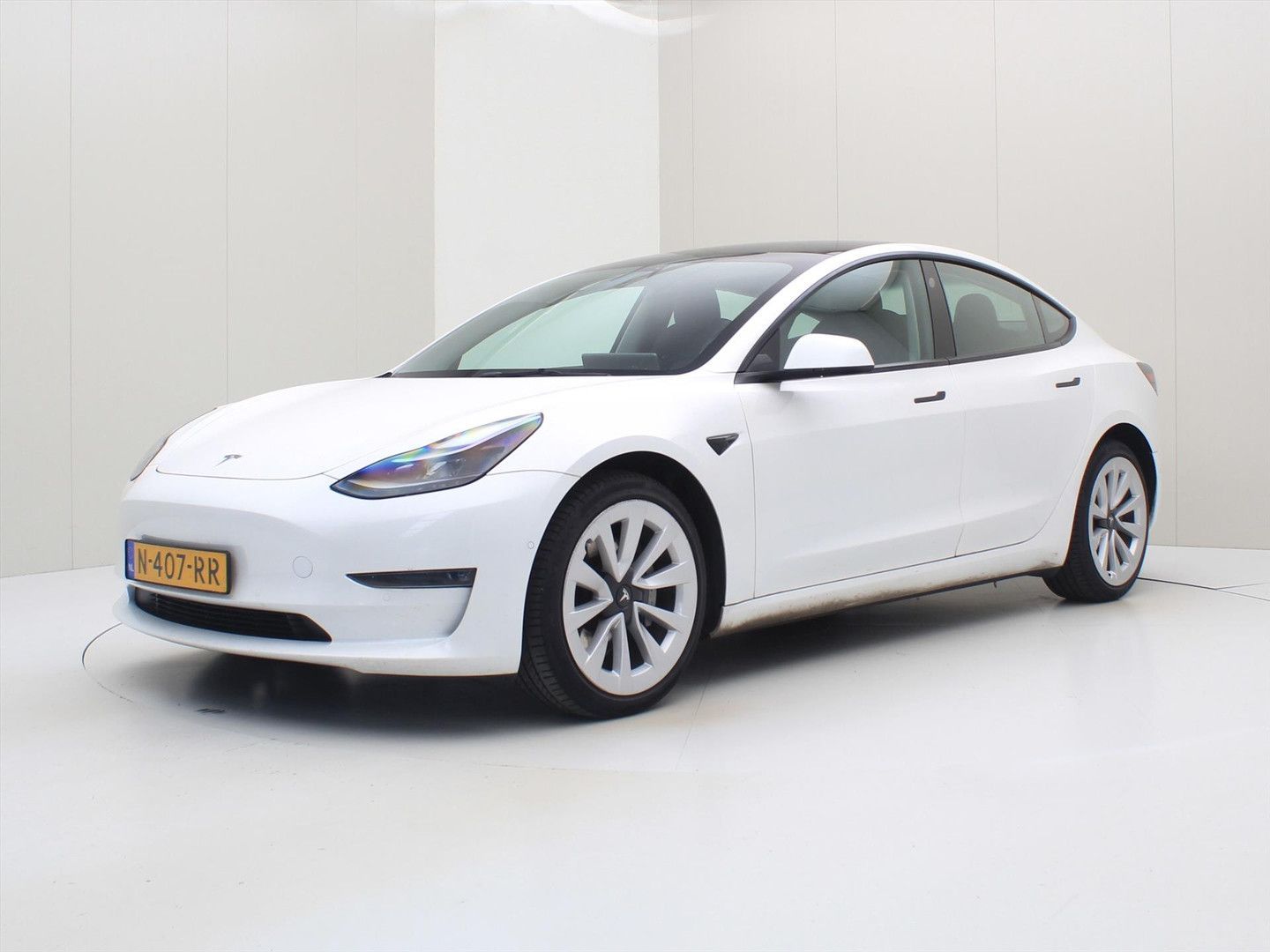 Tesla Model 3 Long-Range AWD 351pk 75 kWh 93% SoH FACE