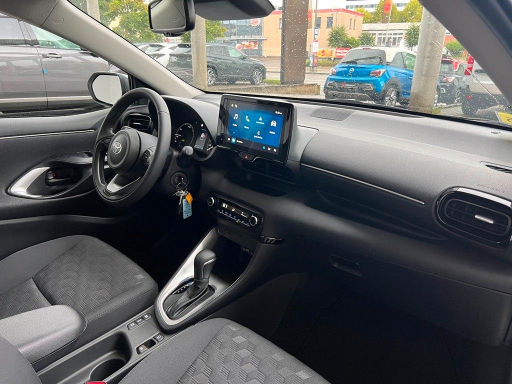 Fahrzeugabbildung Toyota Yaris Hybrid Teamplayer Comfortpaket