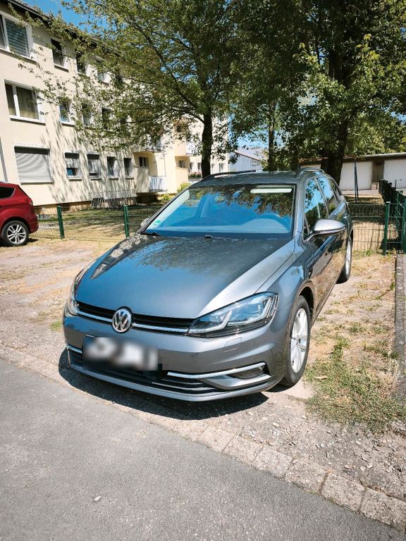 Image of Volkswagen Golf