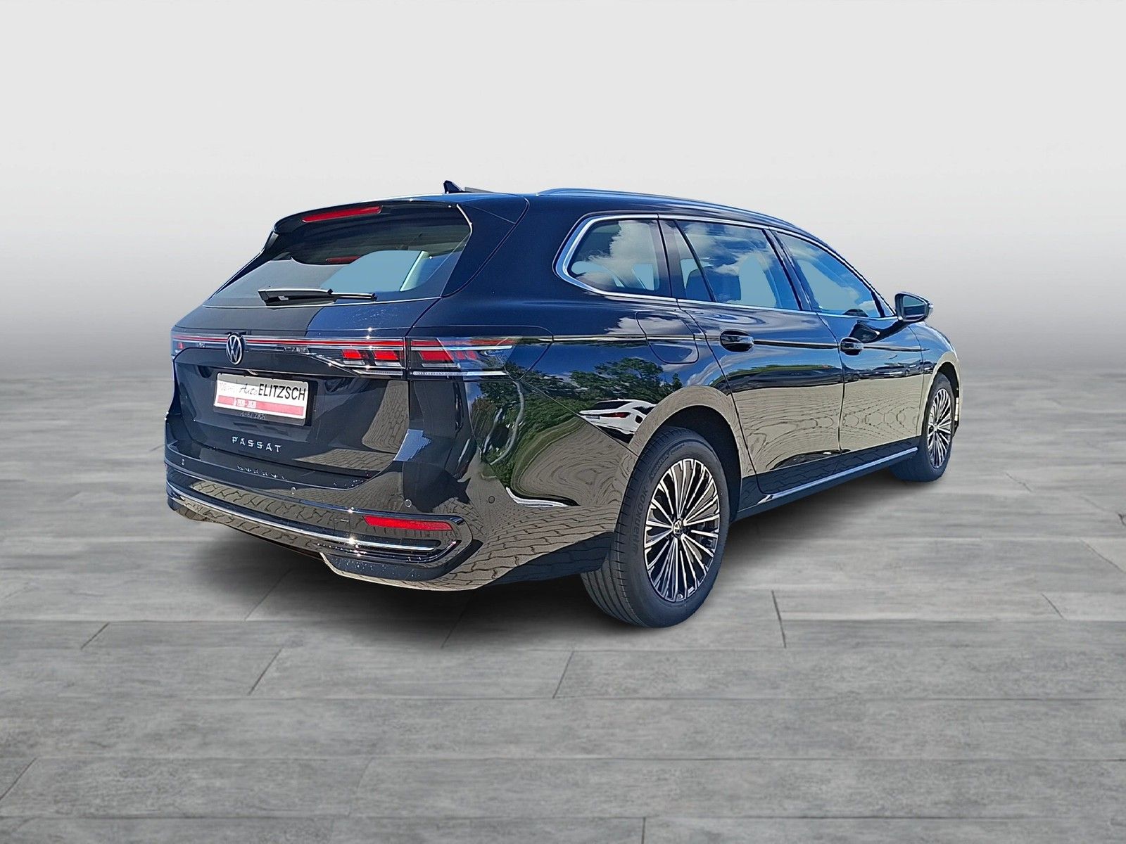 Fahrzeugabbildung Volkswagen Passat Variant TDI Elegance DSG Matrix AHK Navi