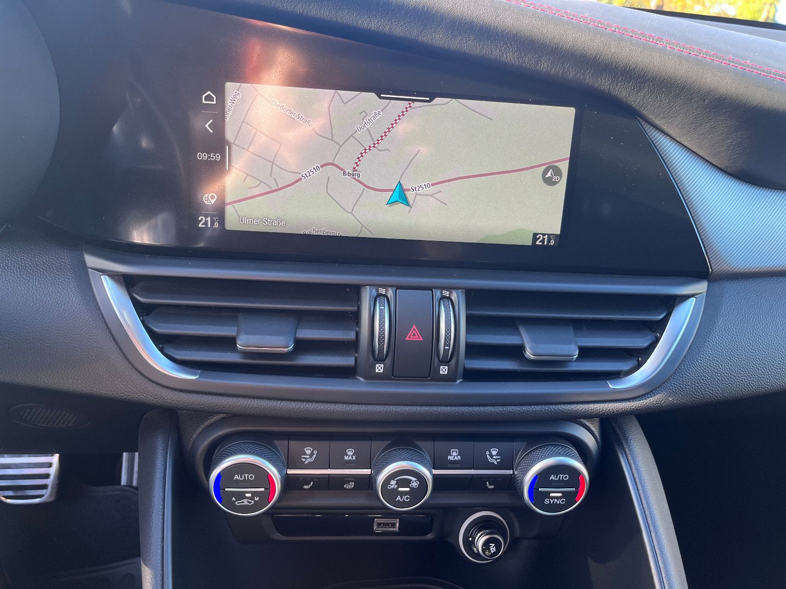 Fahrzeugabbildung Alfa Romeo Giulia Tributo Italiano Q4