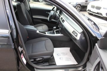 BMW 325 - 4