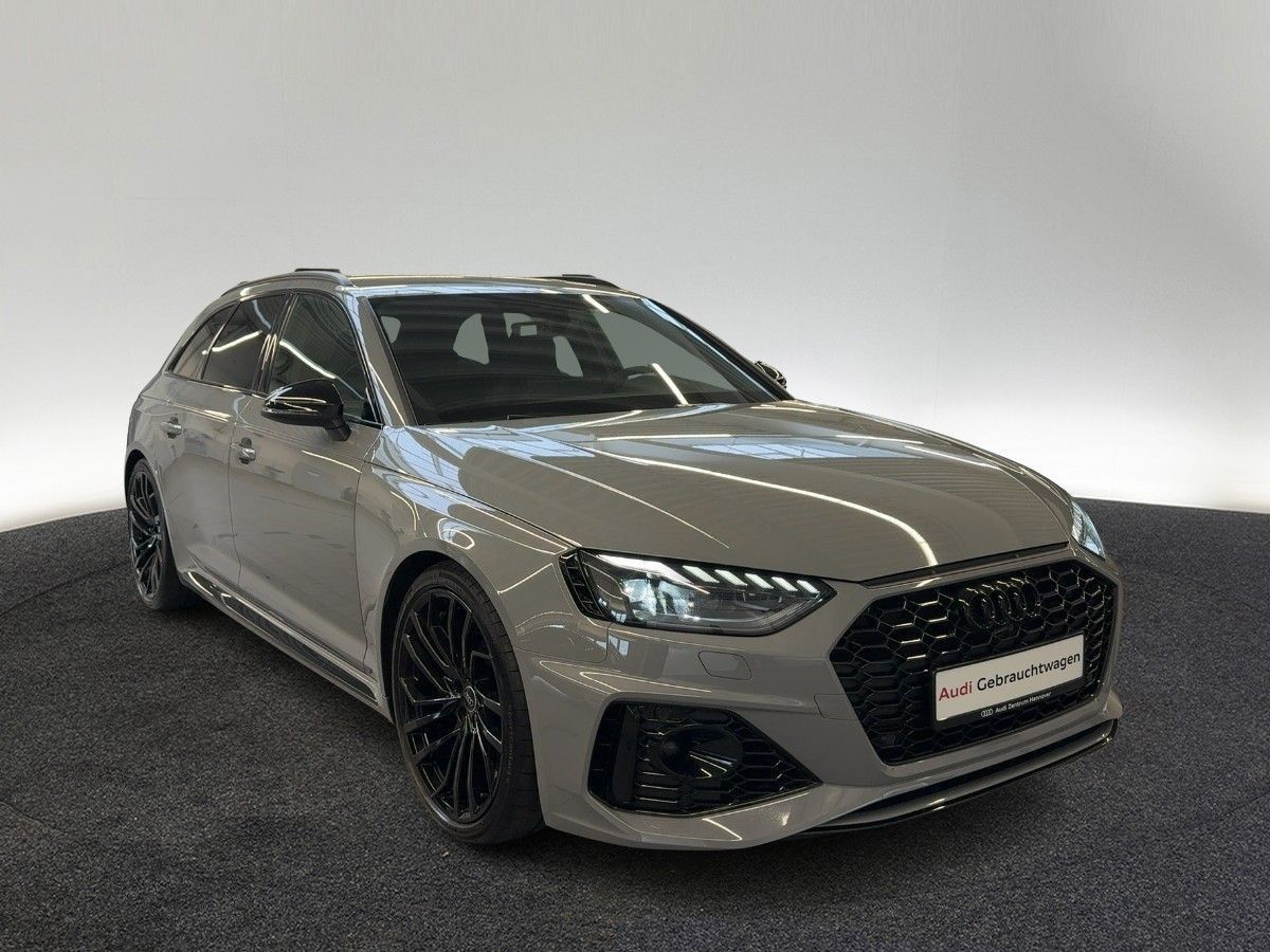 Audi RS4 - Bild 6