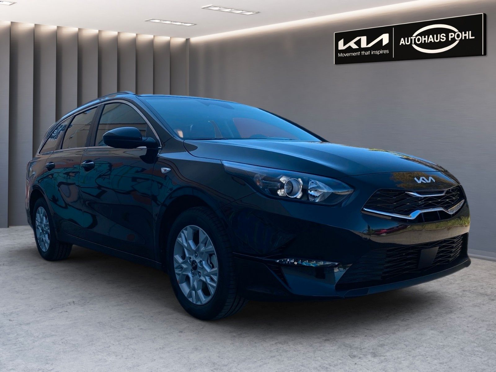 Fahrzeugabbildung Kia Ceed_SW 1.5T 140 DCT7 VIS KOMF+ (NAV)