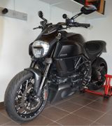 Ducati Diavel Dark Carbon - DUCATI SCHWARZ