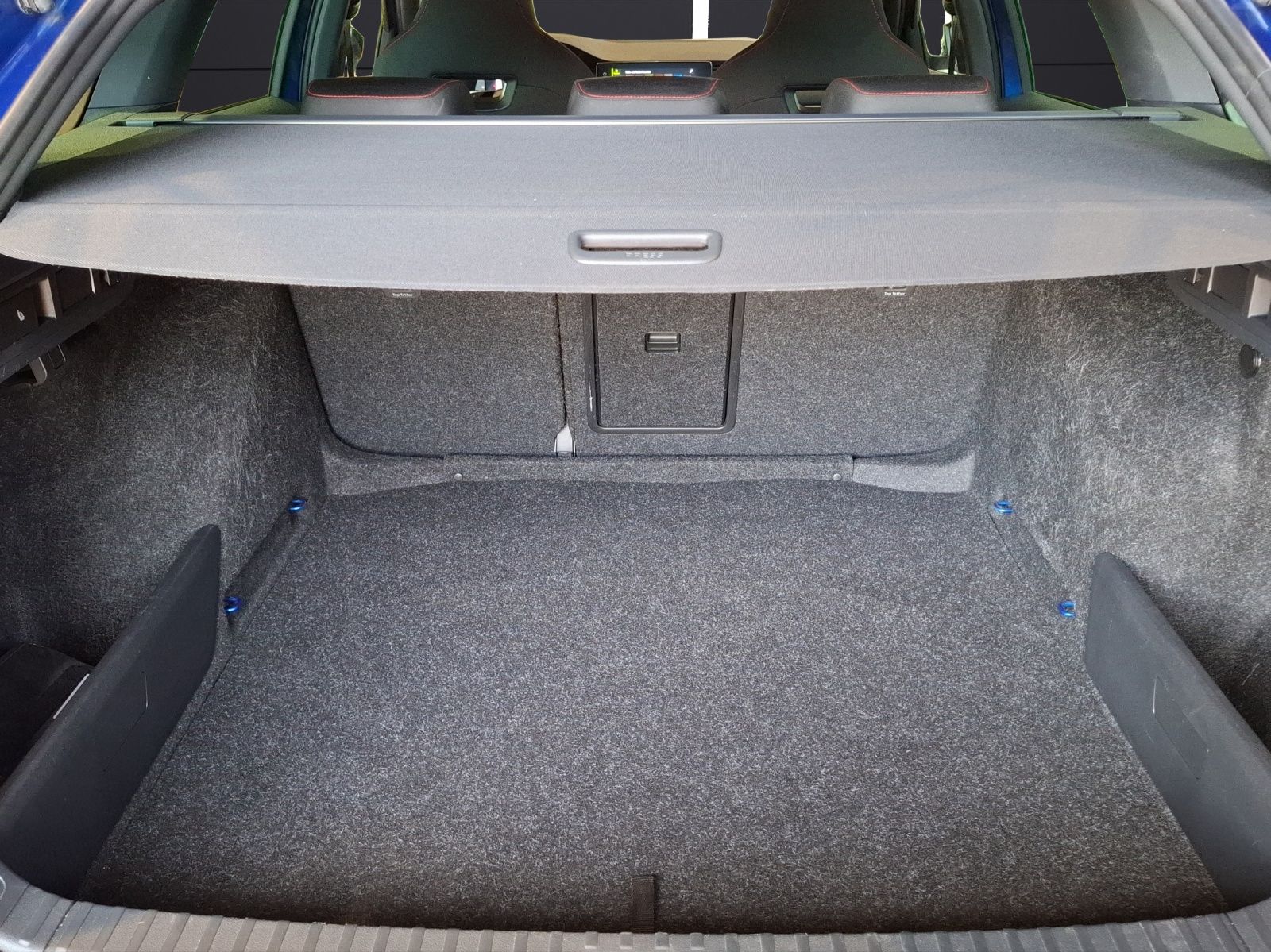Fahrzeugabbildung SKODA Octavia Combi RS TDI DSG 4x4 Matrix Navi HUD VC