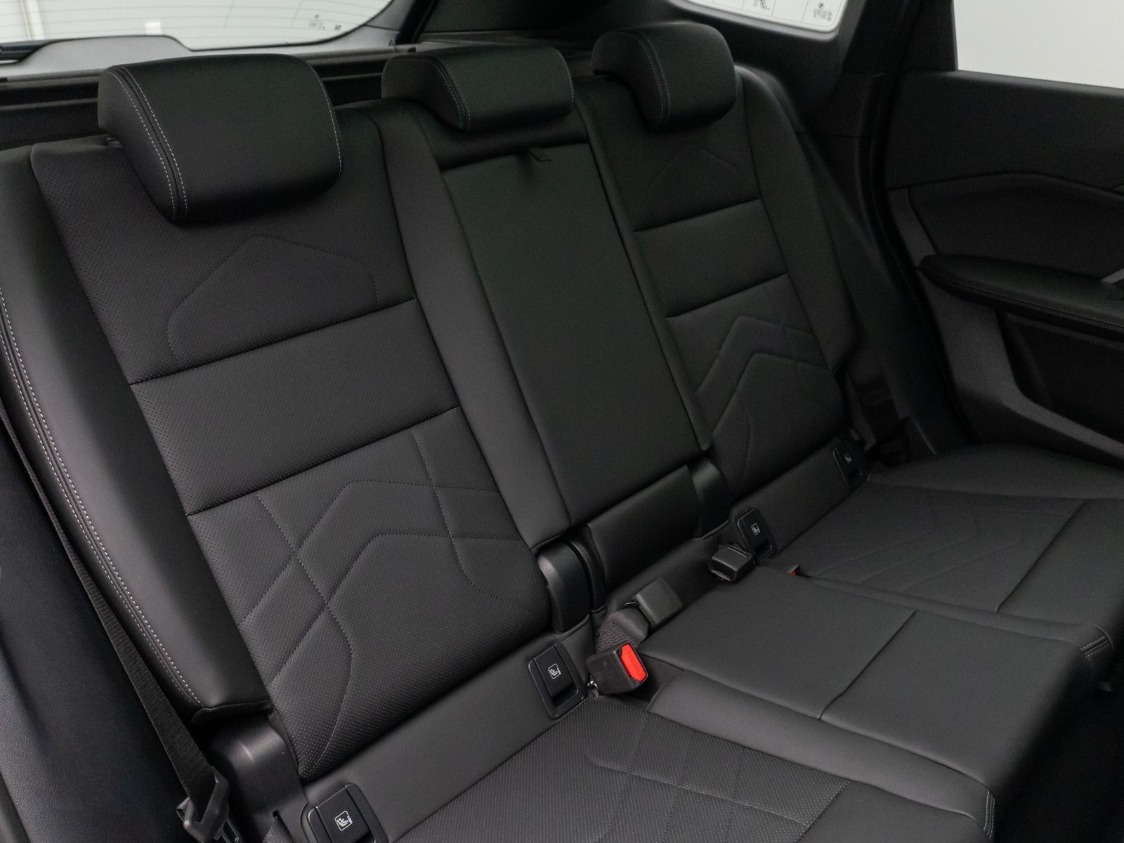 Fahrzeugabbildung BMW X1 xD23d M Sport Panorama Kamera DAB H/K Komfort