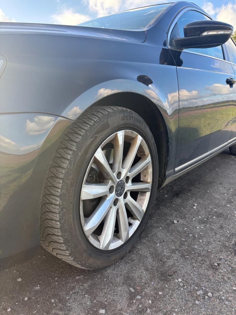 Volkswagen Passat 2013 — photo 13