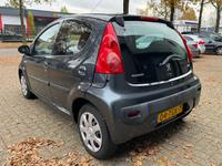 Peugeot 107 1.0-12V XS