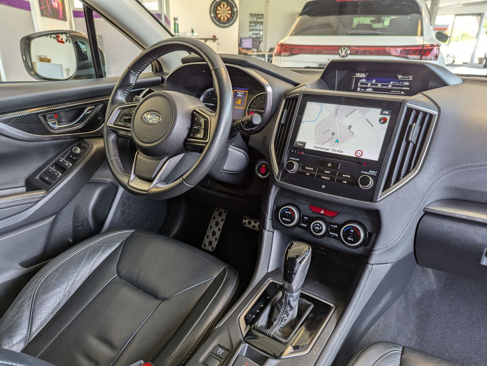 SUBARU Impreza 1.6i 4WD Aut. Exclusive LED ACC Navi SHZ - Image 11