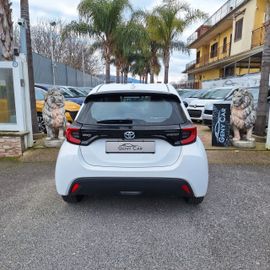 Toyota Yaris - 7