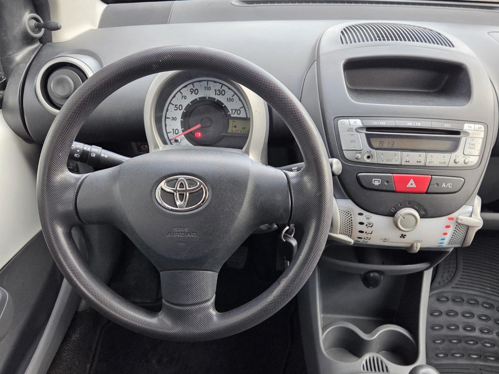 Toyota Aygo AYGO Cool 1.0 /KLIMAANLAGE/CD SPIELER
