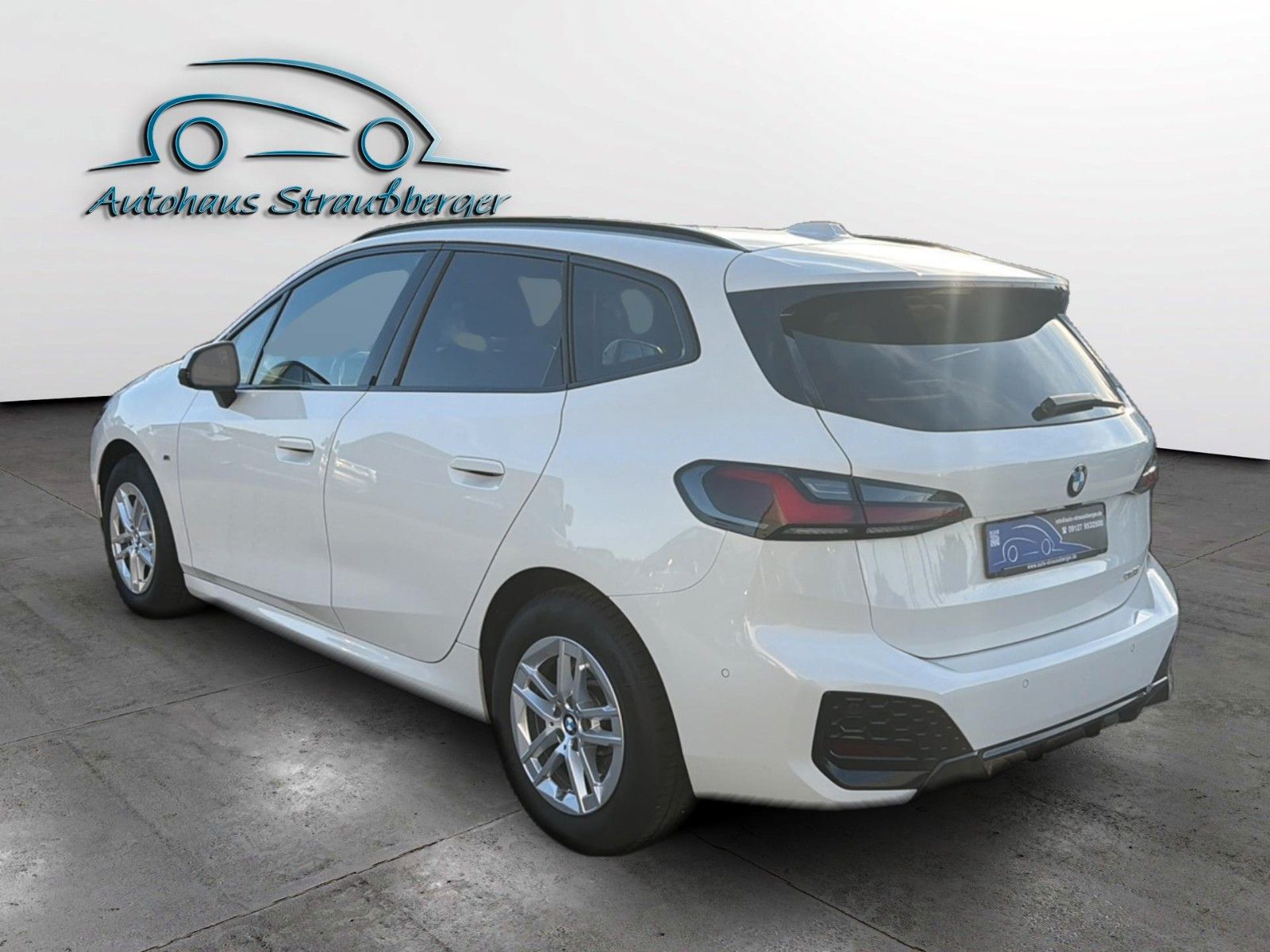 BMW 218i Active Tourer M Sport ACC Pano 360° H&K AHK imagem 3