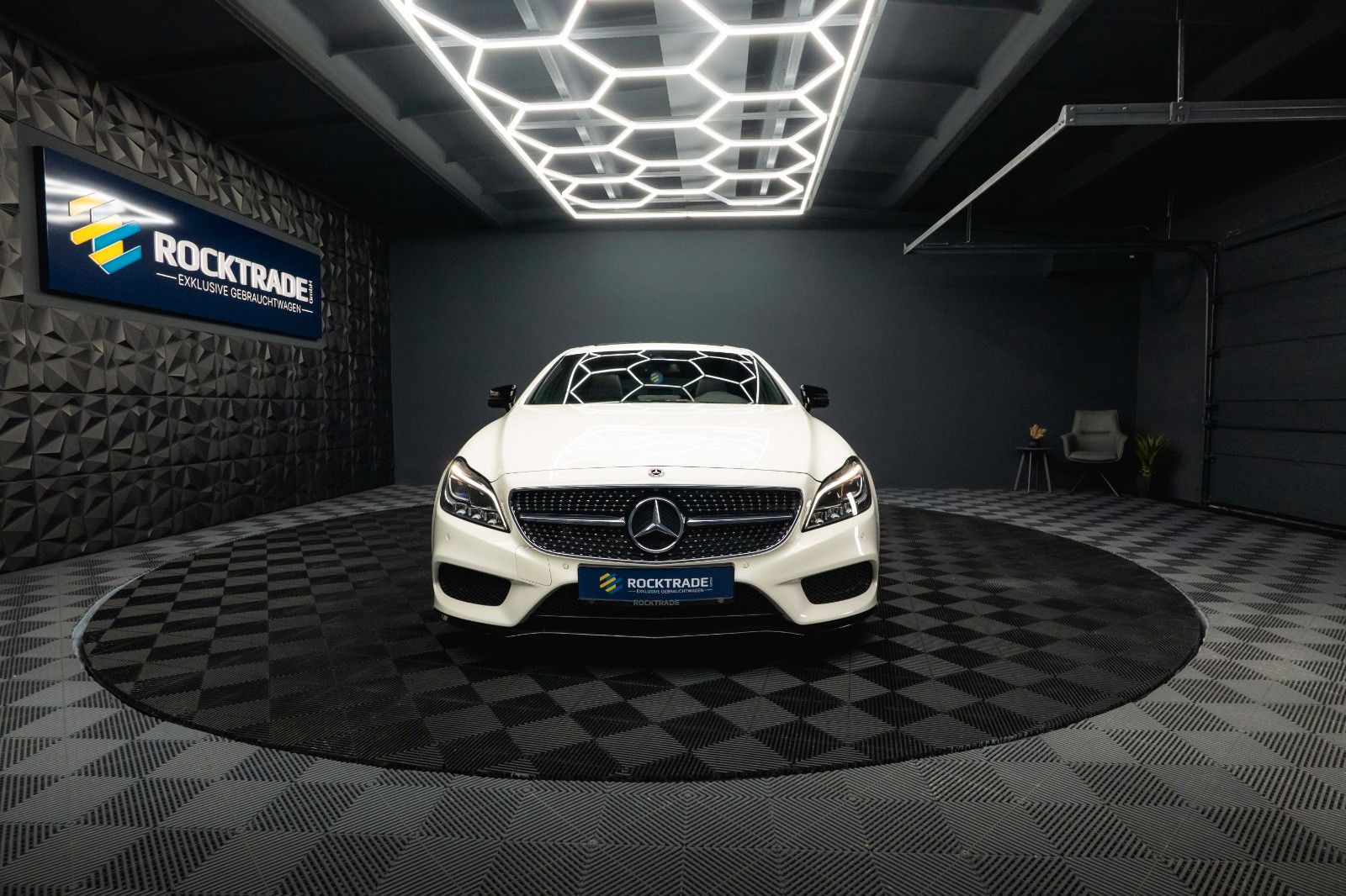 Fahrzeugabbildung Mercedes-Benz CLS 400 Shooting Brake AMG Night-Paket Designo