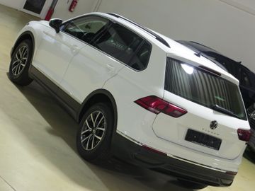 Volkswagen Tiguan - 10