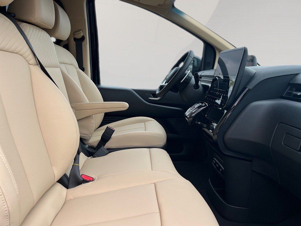 Fahrzeugabbildung Hyundai STARIA Hybrid 9-Sitzer Prime