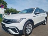 Volkswagen Tiguan Allspace Life 4Motion - gebrauchte VW Tiguan Allspace aus dem Jahr 2022
