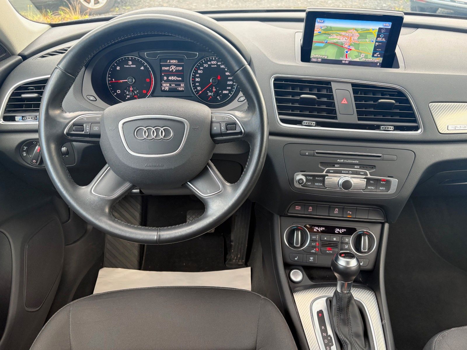 Fahrzeugabbildung Audi Q3 design quattro 2.0 TDI S-tronic Navi LED SHZ