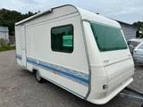 Adria 430 PH Unica FESTBETT VORZELT MARKISE 900 KG - Adria Unica