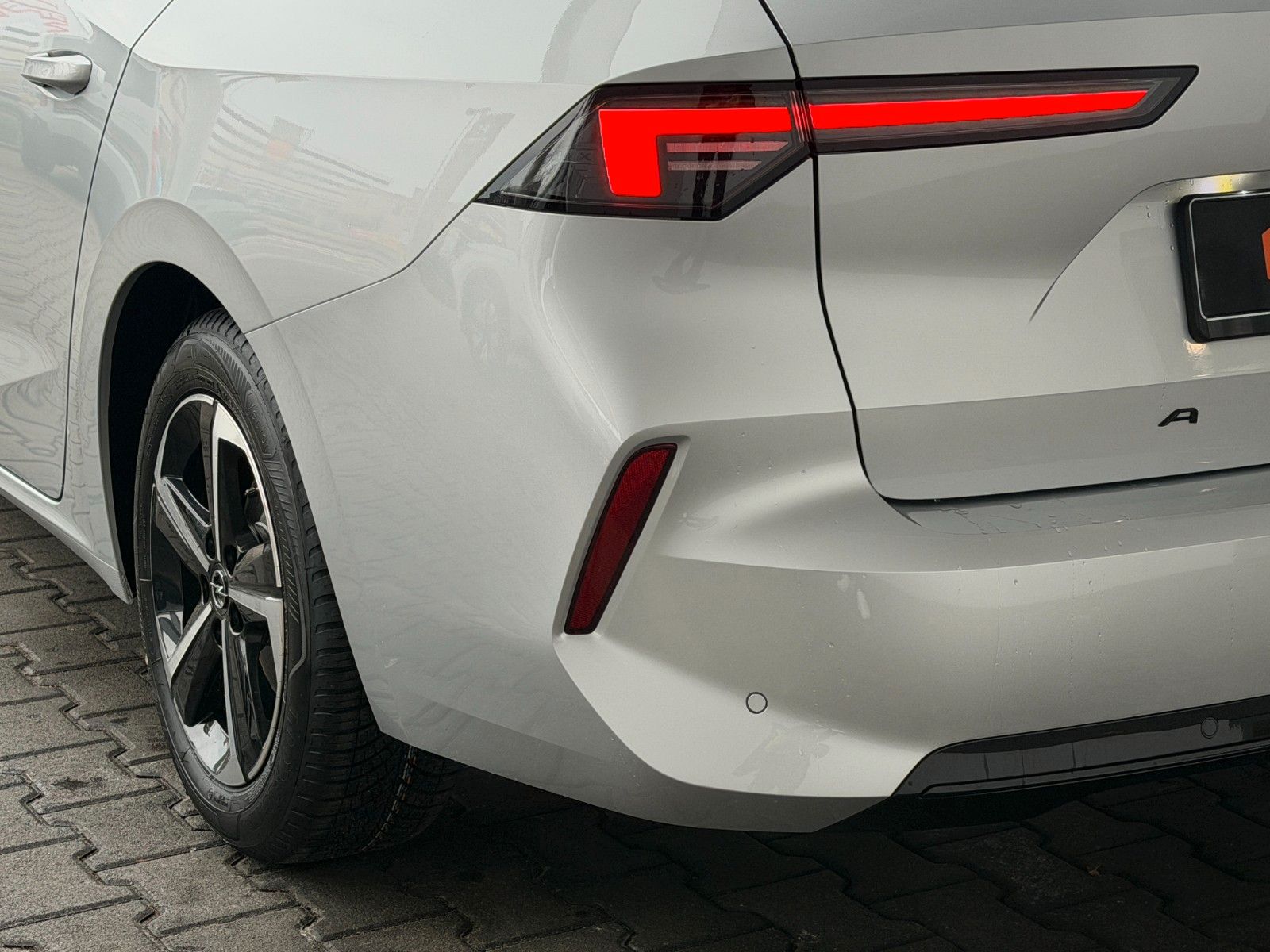 Fahrzeugabbildung Opel Astra L ST GS 145PS Hybrid Kamera/LED!