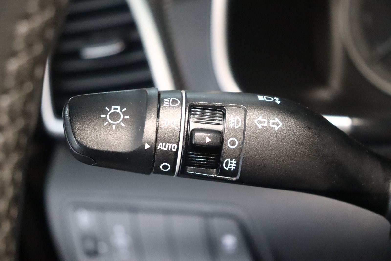 Fahrzeugabbildung Hyundai Tucson 1.6 GDI