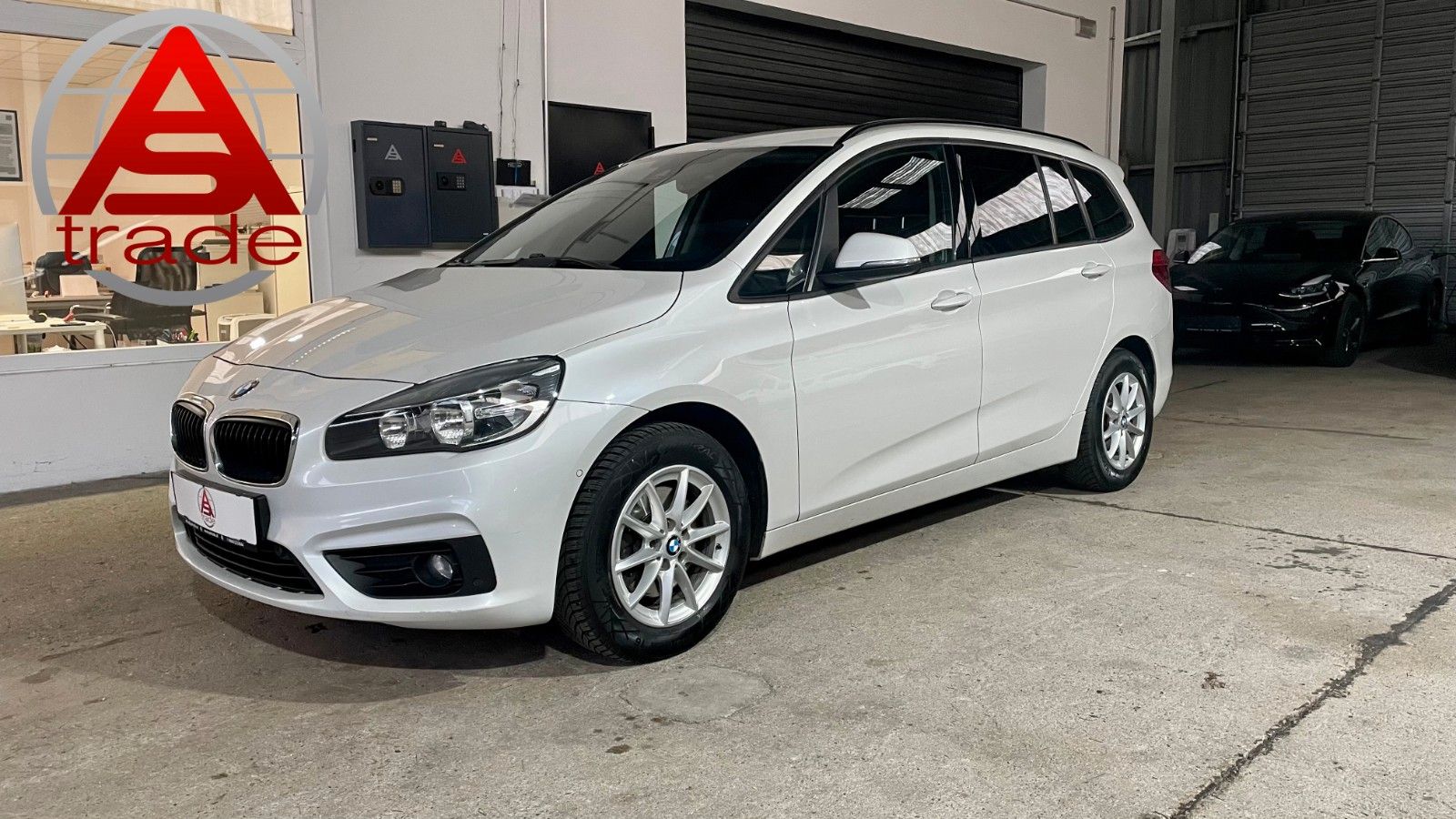BMW 218 Gran Tourer - 1