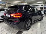 BMW X3 xDrive 20i A M Sport PDC AHK-klappbar Navi SH - BMW X3 aus 2021