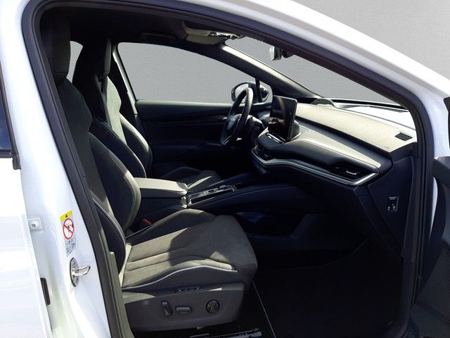 Fahrzeugabbildung Skoda Enyaq 85 Sportline Matrix AHK Kamera ACC 21"