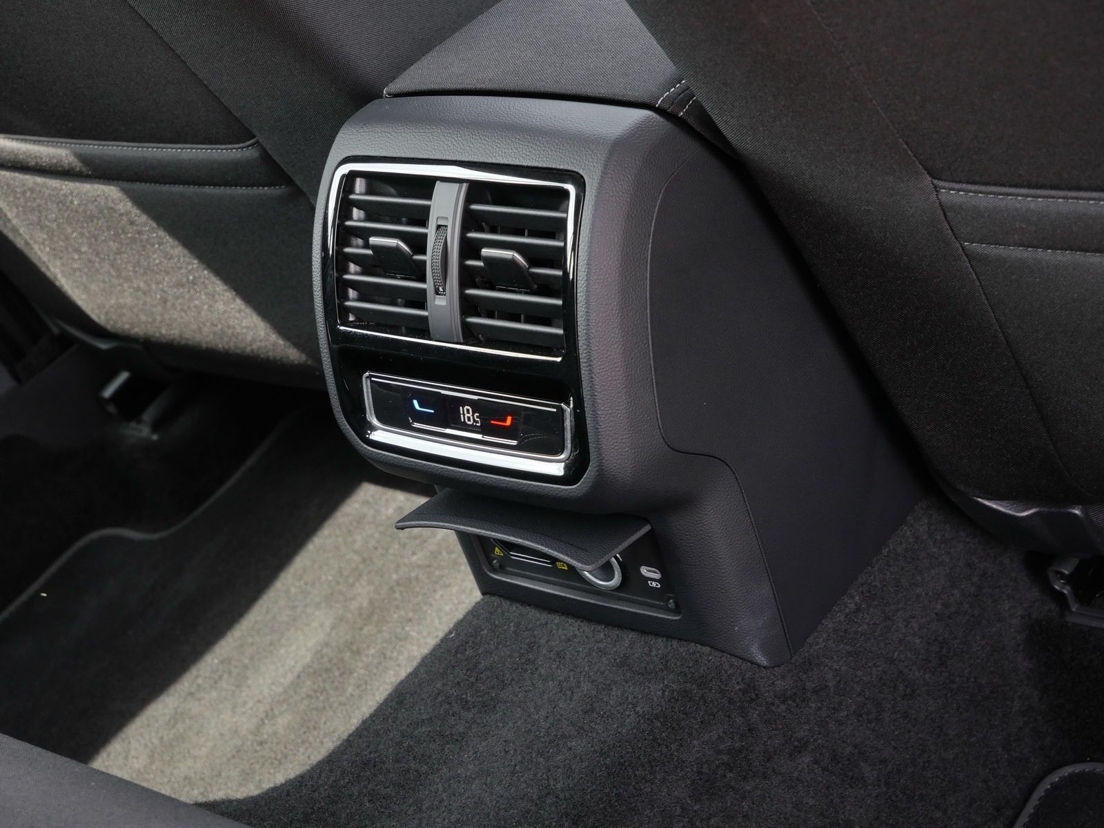 Volkswagen Passat Variant - Bild 17