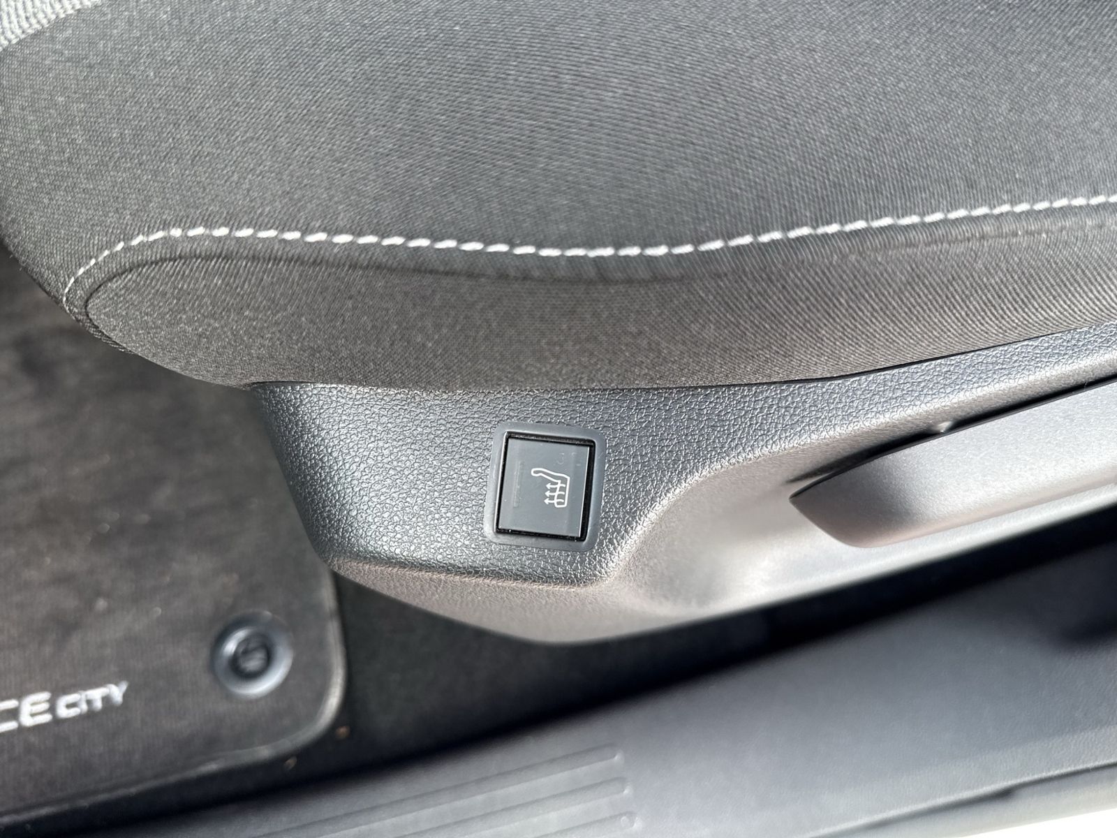 Proace City Verso 1.5 D-4D L1 Team D S Automatic