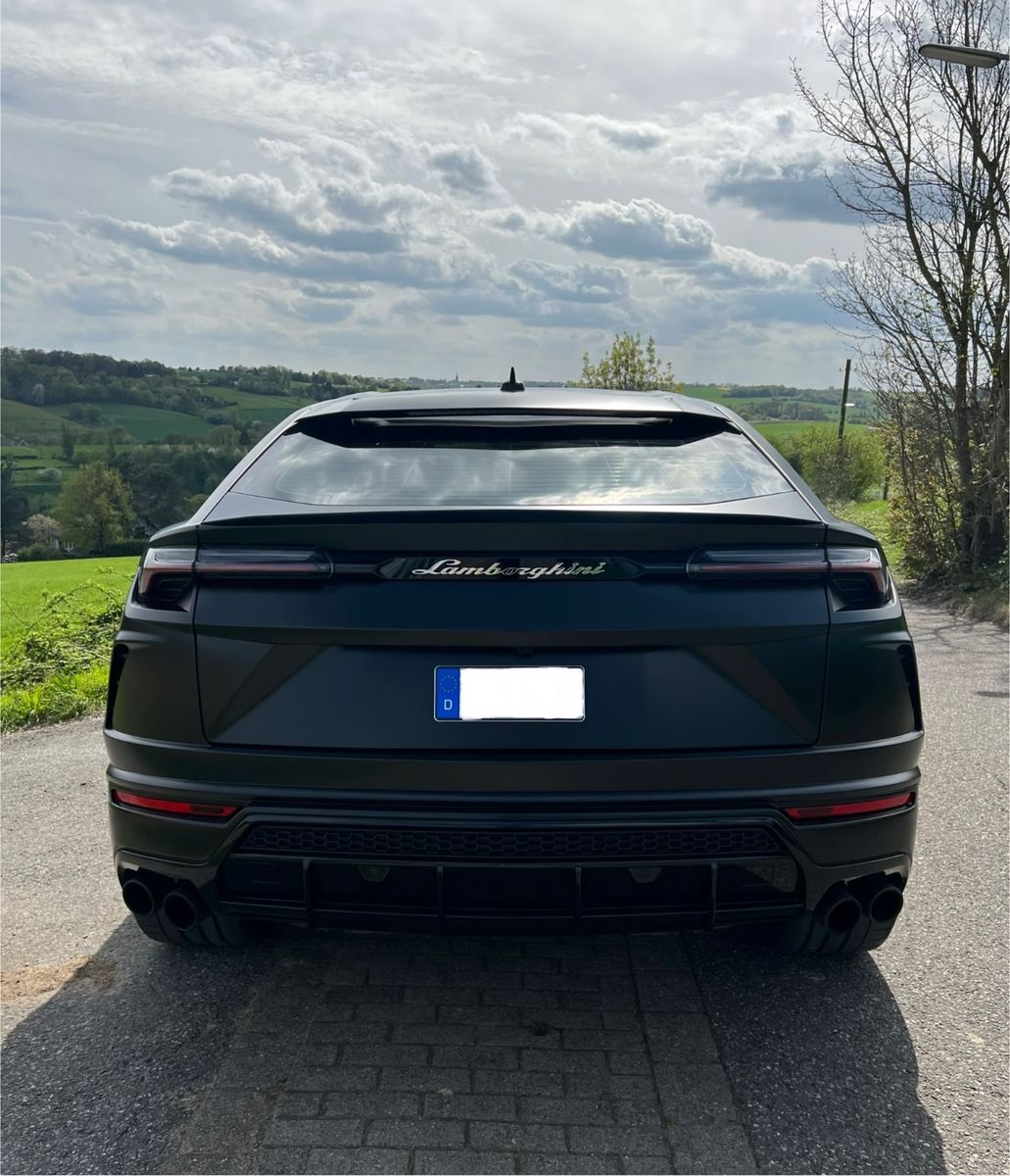 Lamborghini Urus 4.0 V8 Autom. Nero Helene Matt foto 5