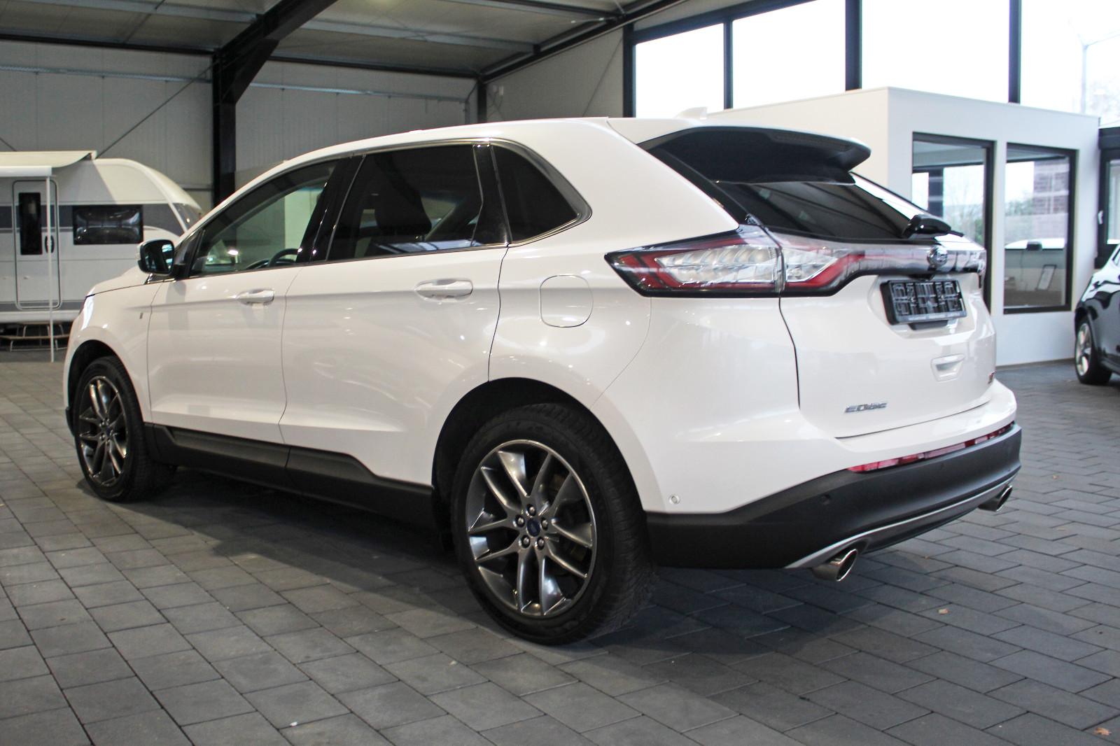Ford Edge Titanium 4x4(PANO, Business Paket, Leder)