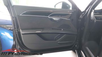 Audi A8 - 12