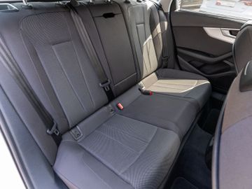 Audi A4 - 8