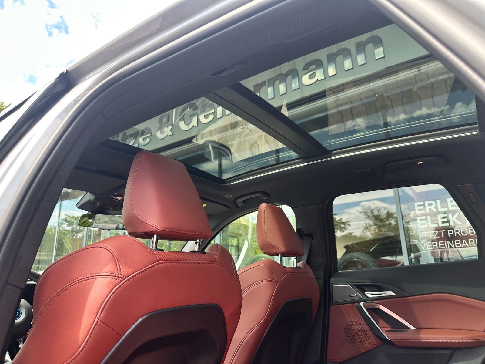 BMW iX1 - Bild 18